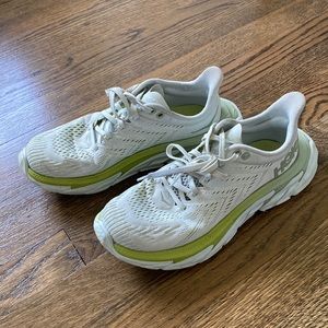 HOKA Clifton Edge